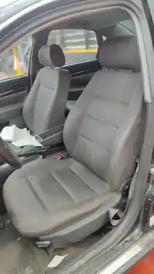 Vehicul casat audi a4 berlina (b5) 2.5 tdi al anului 2001 alimentat akn