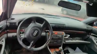 Vehicul casat audi a4 berlina (b5) 2.5 tdi al anului 2001 alimentat akn