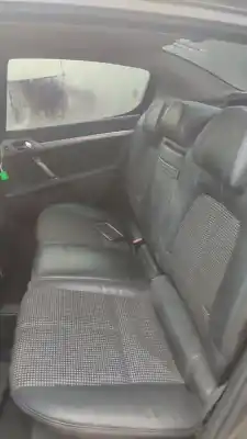 Veículo de Sucata peugeot 407 sw premium do ano 2001 alimentado rhr