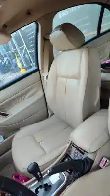 Veículo de Sucata peugeot 607 (s1) básico do ano 2001 alimentado xfx