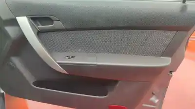 Veicolo di demolizione chevrolet aveo ls dell'anno 2001 alimentato b12d1