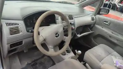 Veículo de Sucata mazda premacy (cp) td active do ano 2001 alimentado rf