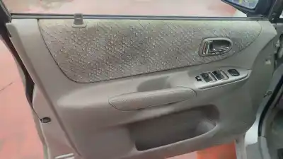 Veículo de Sucata mazda premacy (cp) td active do ano 2001 alimentado rf