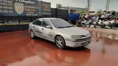 Scrapping Vehicle renault laguna (b56) 1.6 16v rt of the year 2001 powered k4m720