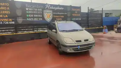 Veicolo di demolizione renault scénic i monospace (ja0/1_, fa0_) 1.9 dti (ja1u) dell'anno 2001 alimentato f9q