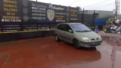 Veicolo di demolizione renault scénic i monospace (ja0/1_, fa0_) 1.9 dti (ja1u) dell'anno 2001 alimentato f9q