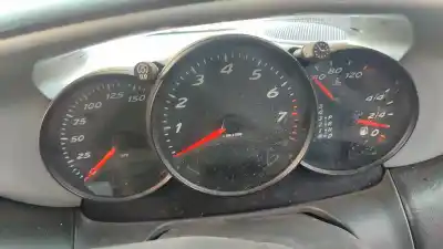 Sloopvoertuig porsche boxster (typ 986) confort van het jaar 2001 aangedreven m9620