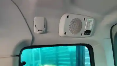 Veicolo di demolizione peugeot partner (s2) combi plus dell'anno 2001 alimentato 9hxdv6ated4