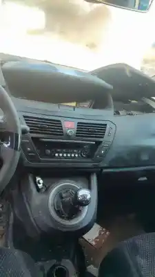 Scrapping Vehicle citroen c4 picasso i monospace (ud_) 1.6 hdi of the year 2001 powered 