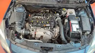 Veicolo di demolizione opel insignia berlina excellence dell'anno 2015 alimentato b16dth