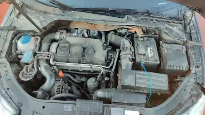 Veículo de Sucata volkswagen eos (1f7) 2.0 tdi do ano 2001 alimentado bmm