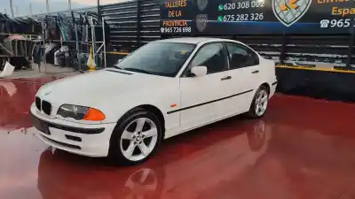 Veículo de Sucata BMW SERIE 3 BERLINA (E46) 320d do ano 2001 alimentado 204D1