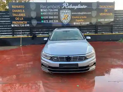 Veicolo di demolizione VOLKSWAGEN                                         PASSAT BERLINA (3G2)                                                                                                                                                                                                                                        dell'anno 2018 alimentato 