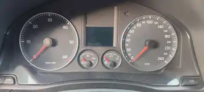 Sloopvoertuig VOLKSWAGEN GOLF V BERLINA (1K1) GT Sport van het jaar 2001 aangedreven BXE