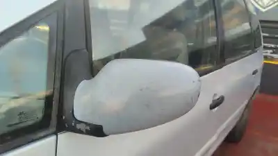 Scrapping Vehicle ford galaxy (vx) clx of the year 2001 powered avg