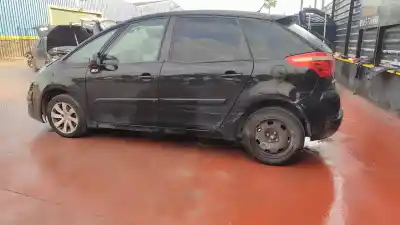 Vehicul casat citroen c4 picasso exclusive al anului 2001 alimentat d-rhj