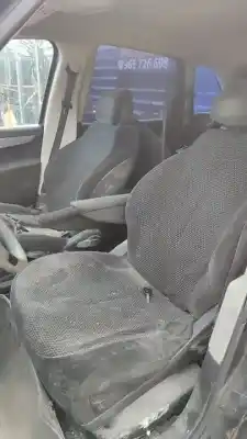 Vehicul casat citroen c4 picasso exclusive al anului 2001 alimentat d-rhj