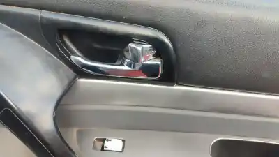Здавання транспортного засобу ssangyong rodius xdi року 2001 потужний d27dt