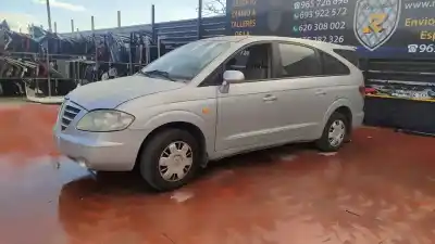 Здавання транспортного засобу ssangyong rodius xdi року 2001 потужний d27dt