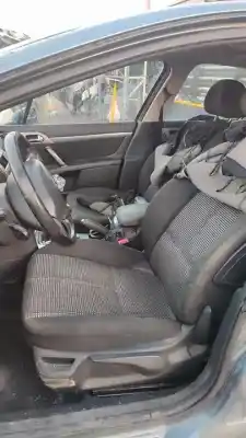 Veículo de Sucata peugeot 407 sw sport do ano 2001 alimentado rhr