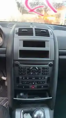 Veículo de Sucata peugeot 407 sw sport do ano 2001 alimentado rhr