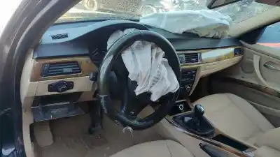 Veículo de Sucata bmw serie 3 berlina (e90) 325i do ano 2001 alimentado n52b25a