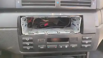 Veículo de Sucata bmw serie 3 berlina (e46) 320d do ano 2001 alimentado 204d1