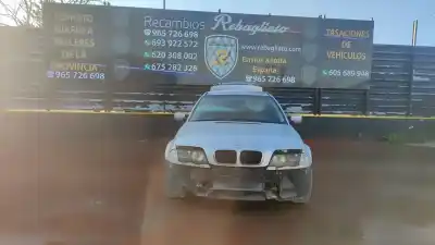 Veículo de Sucata bmw serie 3 berlina (e46) 320d do ano 2001 alimentado 204d1