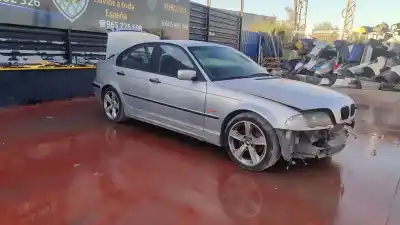 Veículo de Sucata bmw serie 3 berlina (e46) 320d do ano 2001 alimentado 204d1