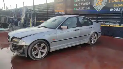 Veículo de Sucata bmw serie 3 berlina (e46) 320d do ano 2001 alimentado 204d1