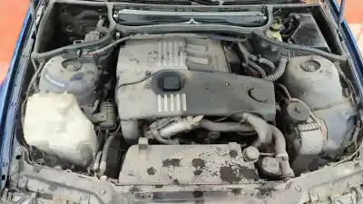Veículo de Sucata bmw serie 3 berlina (e46) 320d do ano 2001 alimentado 204d1