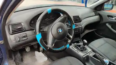 Veículo de Sucata bmw serie 3 berlina (e46) 320d do ano 2001 alimentado 204d1