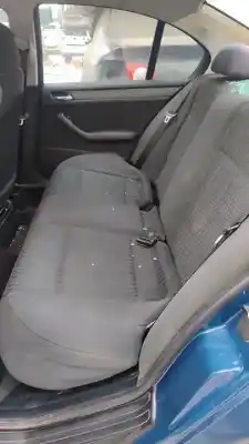 Veículo de Sucata bmw serie 3 berlina (e46) 320d do ano 2001 alimentado 204d1