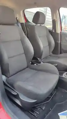 Vehicul casat peugeot 207 sport al anului 2001 alimentat kfu