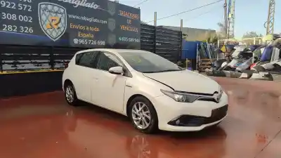 Veículo de Sucata toyota auris hybrid active do ano 2016 alimentado 2zr