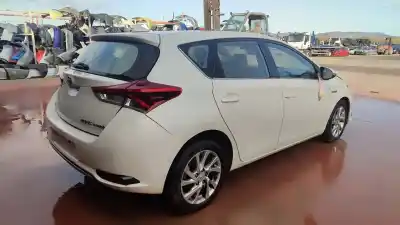 Veículo de Sucata toyota auris hybrid active do ano 2016 alimentado 2zr