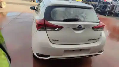 Veículo de Sucata toyota auris hybrid active do ano 2016 alimentado 2zr