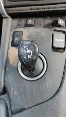 Veículo de Sucata toyota auris hybrid active do ano 2016 alimentado 2zr