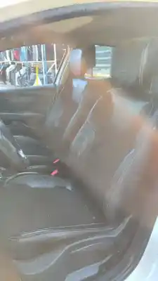 Здавання транспортного засобу renault clio iv zen року 2019 потужний k9kf646