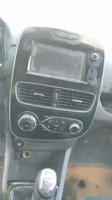 Здавання транспортного засобу renault clio iv zen року 2019 потужний k9kf646