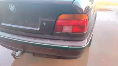 Veículo de Sucata bmw serie 5 berlina (e39) 525tds do ano 1998 alimentado 256t1