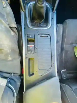 Veículo de Sucata land rover range rover evoque pure 150 cv / 110 kw do ano 2011 alimentado 224dt