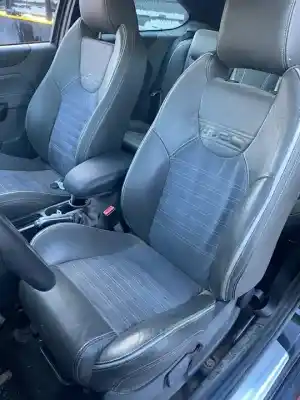 Veículo de Sucata ford focus berlina (cap) st racing orange do ano 2001 alimentado hyda