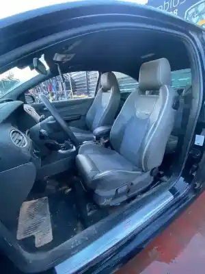 Veículo de Sucata ford focus berlina (cap) st racing orange do ano 2001 alimentado hyda