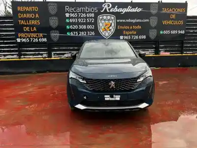 Veicolo di demolizione PEUGEOT 3008 Active dell'anno 2023 alimentato HN05