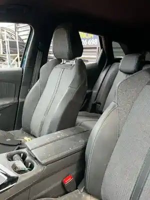 Veicolo di demolizione peugeot 3008 active dell'anno 2023 alimentato hn05