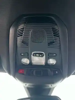 Veicolo di demolizione peugeot 3008 active dell'anno 2023 alimentato hn05