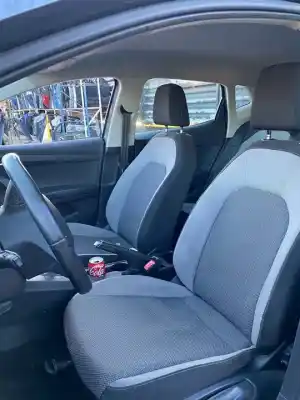 Veicolo di demolizione seat ibiza (kj1) reference dell'anno 2018 alimentato chy