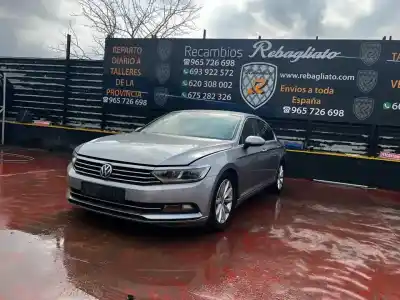 Veículo de Sucata volkswagen passat lim. (3g2) advance bmt do ano 2017 alimentado dfgc