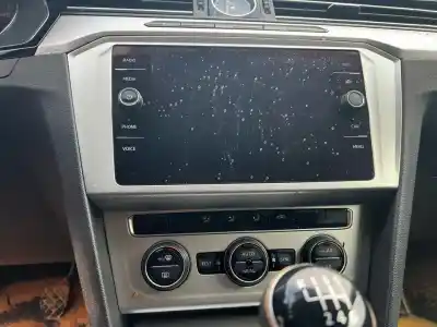 Veículo de Sucata volkswagen passat lim. (3g2) advance bmt do ano 2017 alimentado dfgc